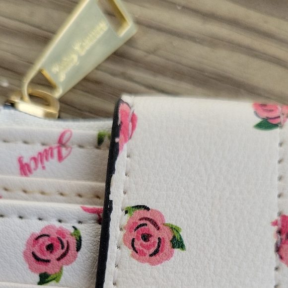 Juicy Couture Pink Rose Shabby Wallet Chic Card Holder - Picture 4 of 9